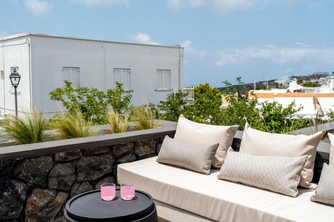 On The Square Apartment Pyrgos Kallistis Exterior photo